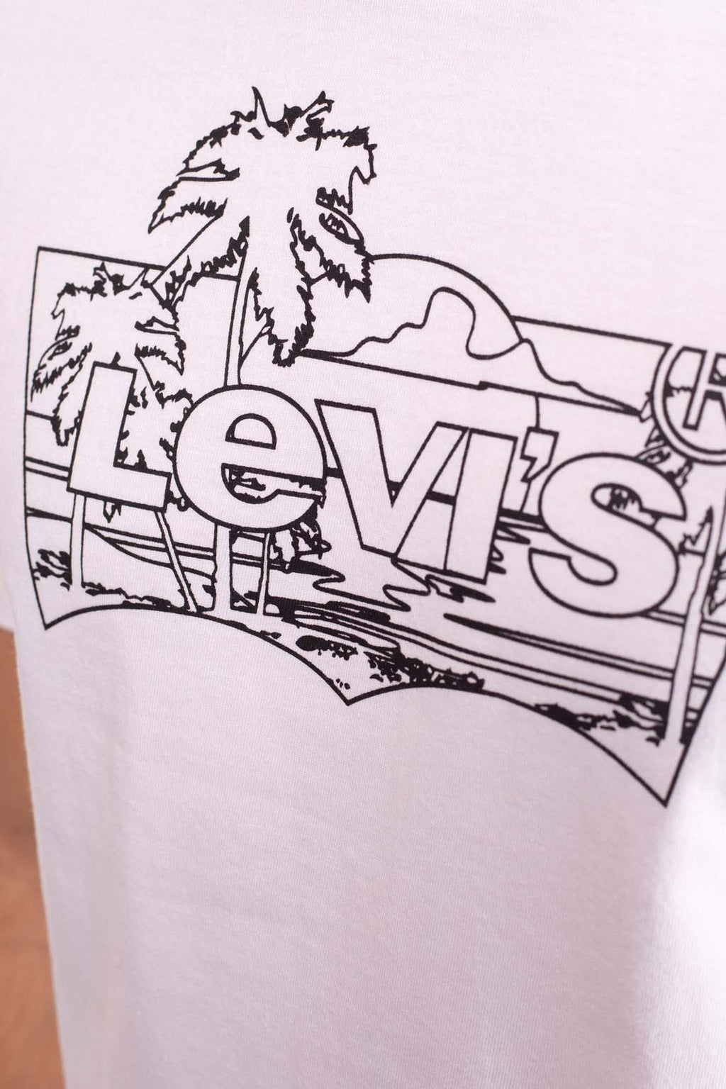 LEVI'S - Men's regular logo T-shirt  - Size L-40