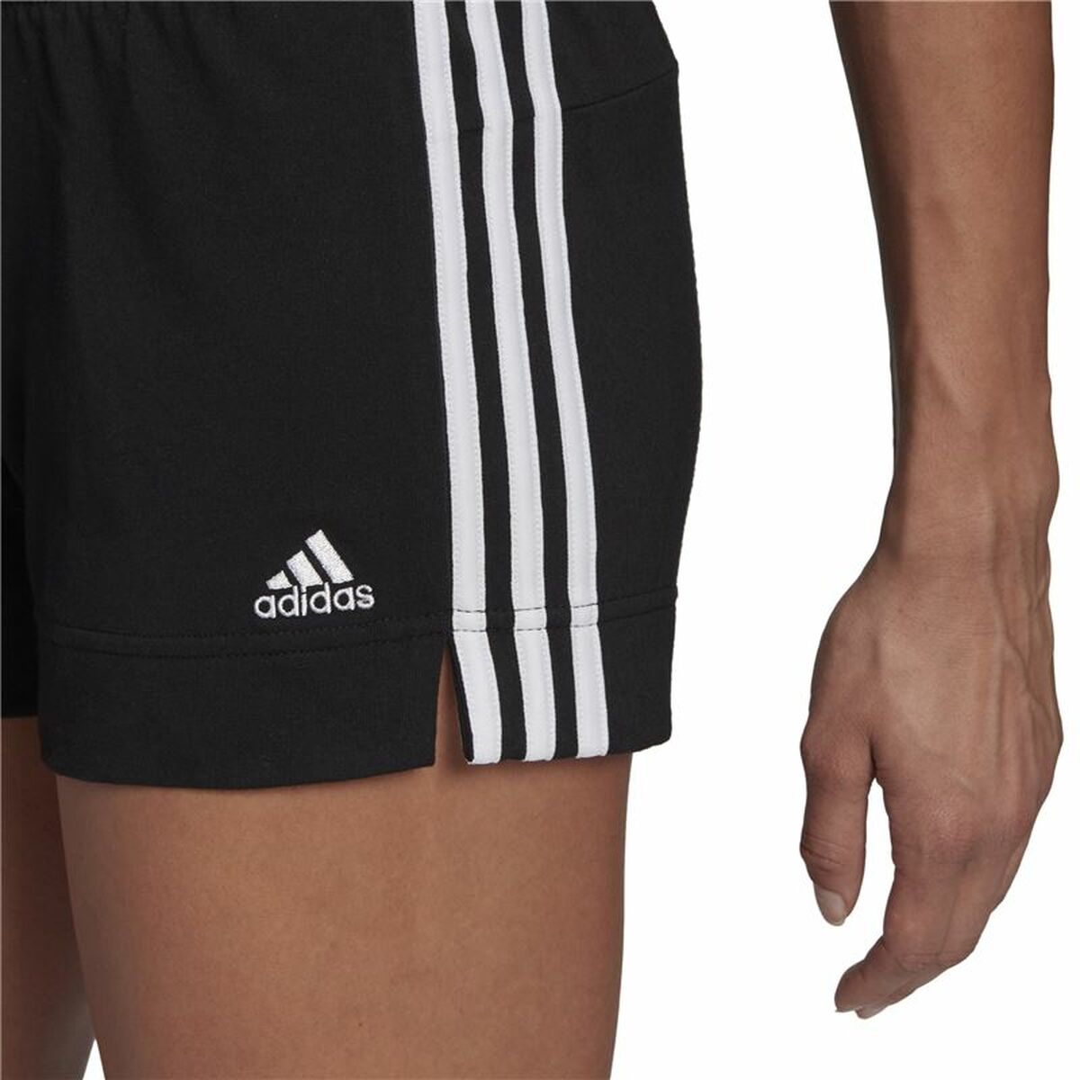 Pantalones cortos deportivos Adidas negros-3