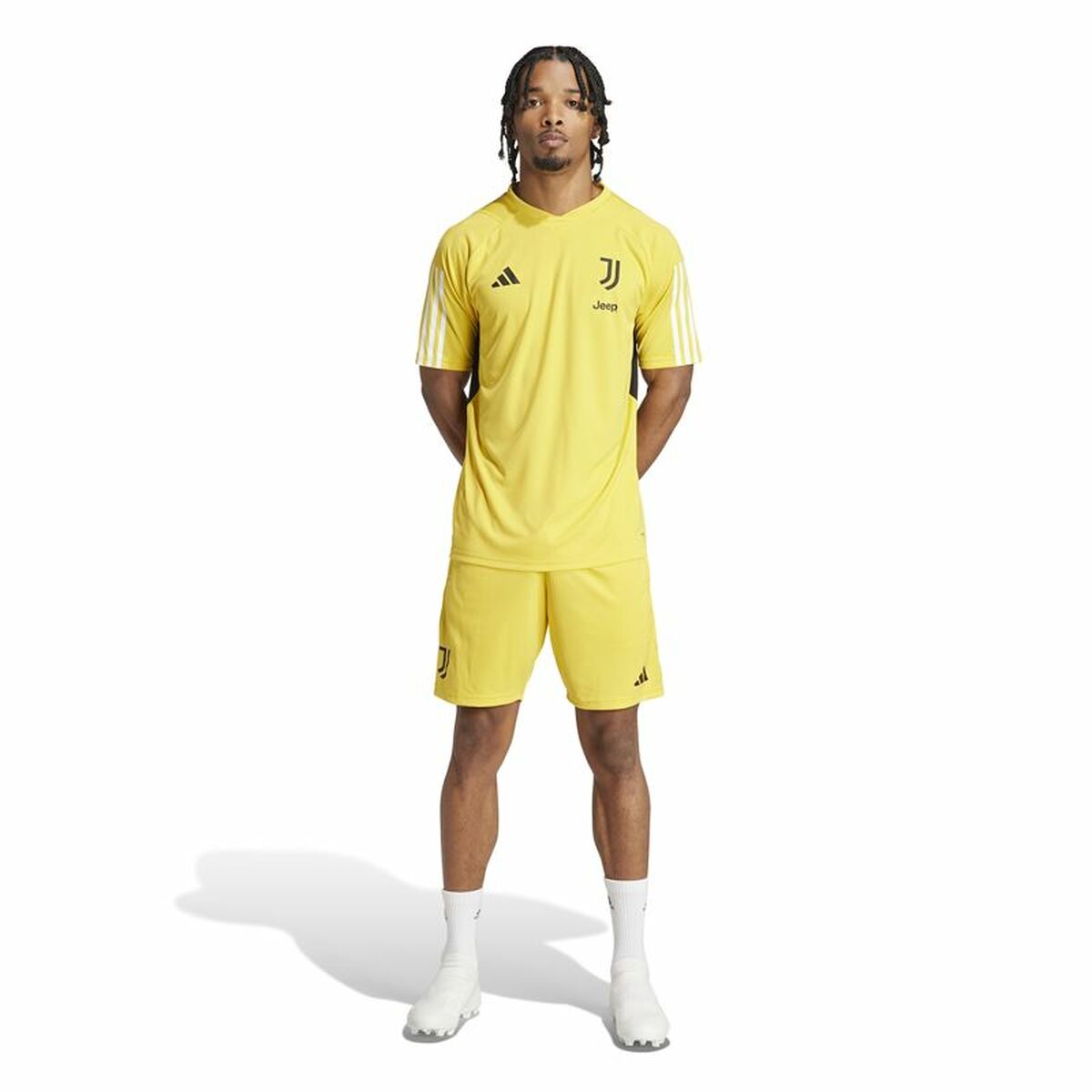 Pantalones cortos deportivos Adidas Juventus amarillos-3