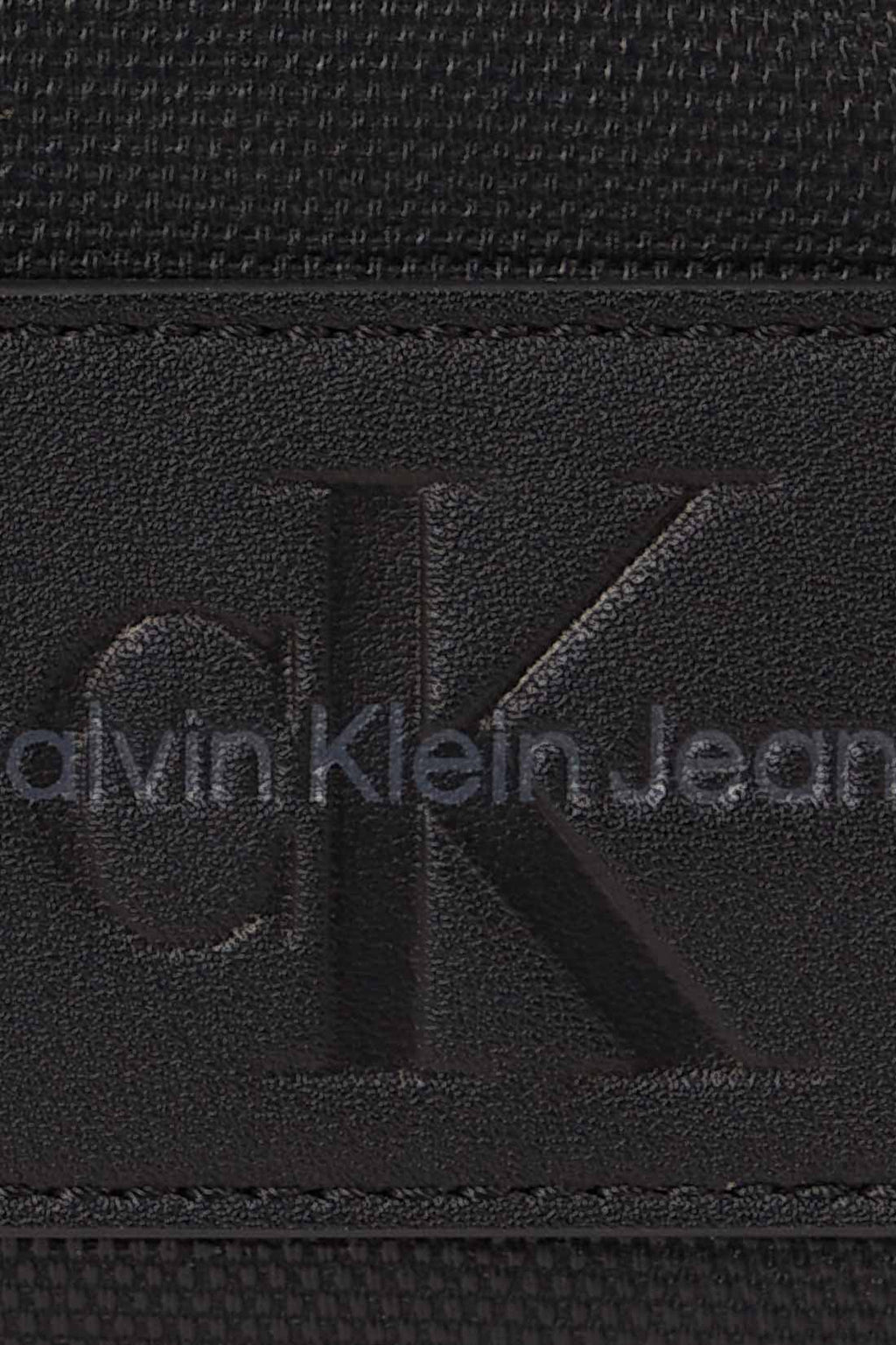 CALVIN KLEIN - Men's reporter bag with logo patch-1
