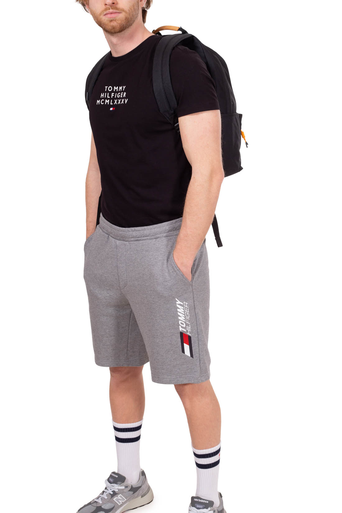 TOMMY HILFIGER - Men's basic logo T-shirt  - Size XXL-3