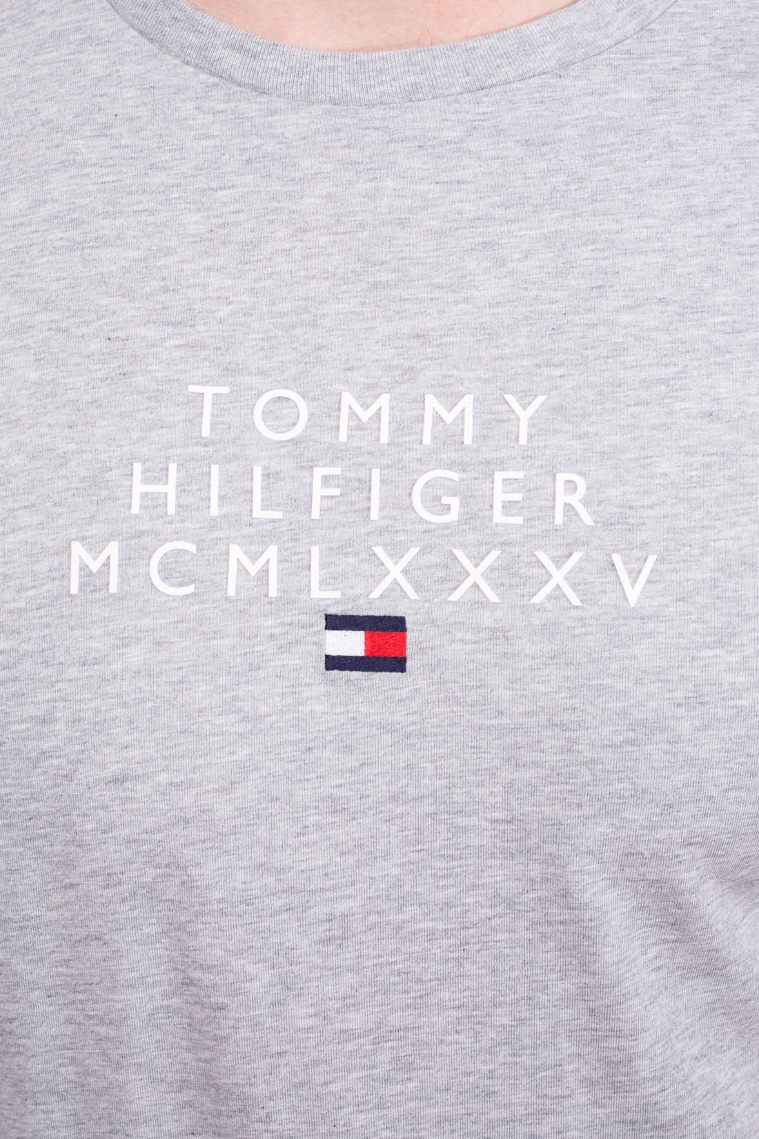 TOMMY HILFIGER - Men's basic logo T-shirt  - Size XXL-28