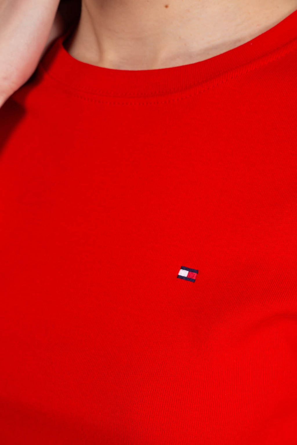 TOMMY HILFIGER - Women's slim logo T-shirt  - Size L-20