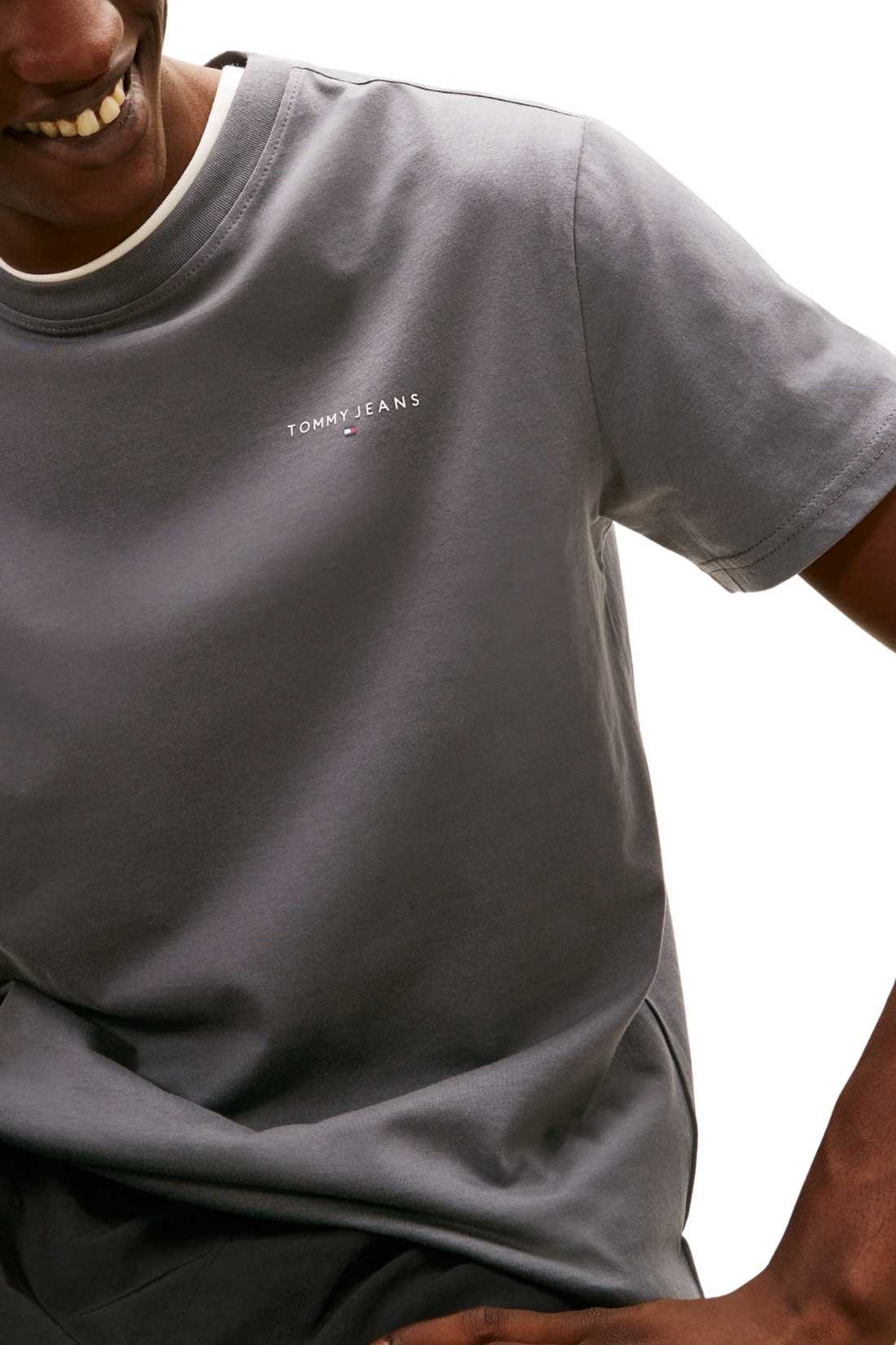 TOMMY JEANS - Men's T-shirt with linear logo  - Size XXL-9